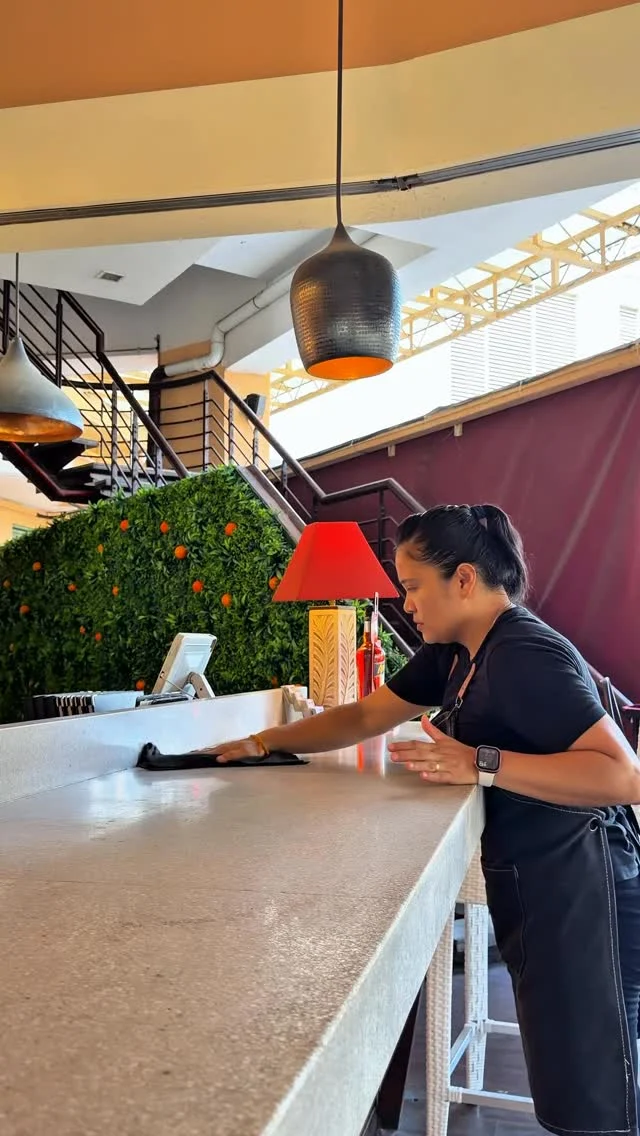 When you're already overstimulated and your colleague does this.
.
#KitchenComedy #FunnyVideo #ViralVideos #RestaurantLife #ServiceIndustry