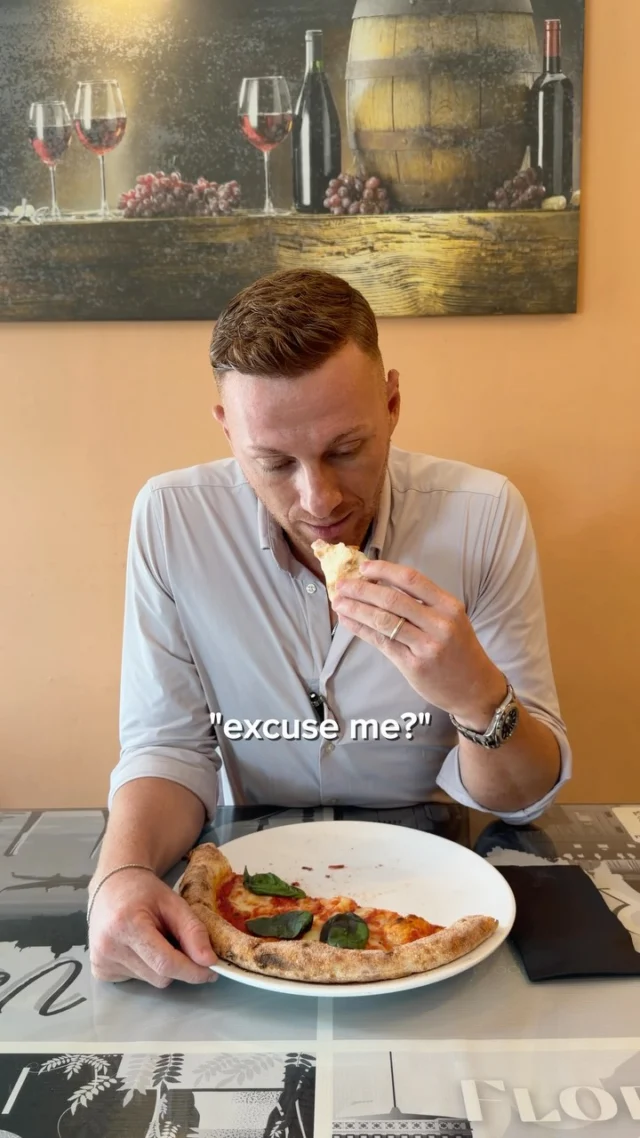 There’s always a seat waiting for you at Rosso Vino… one way or another. 😅 
.
#KitchenComedy #FunnyVideo #Viralvideos #RestaurantLife #RestaurantContent