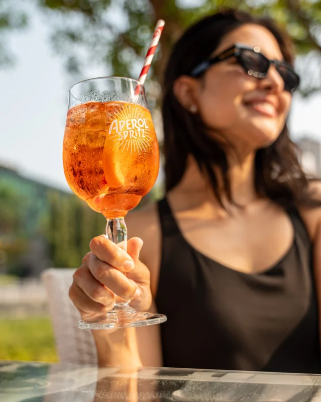 The 𝗔𝗽𝗲𝗿𝗼𝗹 𝗦𝗽𝗿𝗶𝘁𝘇 is our most ordered drink, and guests keep telling us theirs tastes better here. We're not here to argue-come taste it for yourself! 🍊

It's on the menu all day, every day. 𝗛𝗮𝗽𝗽𝘆 𝗛𝗼𝘂𝗿 𝗿𝘂𝗻𝘀 𝟭-𝗳𝗼𝗿-𝟭 𝗳𝗿𝗼𝗺 𝟰 𝘁𝗼 𝟳𝗽𝗺 𝗱𝗮𝗶𝗹𝘆, and 𝗪𝗲𝗱𝗻𝗲𝘀𝗱𝗮𝘆𝘀 𝗮𝗿𝗲 𝗦𝗽𝗿𝗶𝘁𝘇 𝗗𝗮𝘆, 𝗼𝗻𝗲 𝗴𝗹𝗮𝘀𝘀 𝗮𝘁 $𝟭𝟭++ from open to close.

Rosso Vino | Authentic Italian Cuisine & Wine Bar
📍 15 Merbau Rd, unit 01-03, Singapore 239032
📞 +65 6733 7735
🔗 Link in bio for reservations & menu
.
.
#AperolSpritz #SingaporeCocktails #HappyHourSG #RobertsonQuay