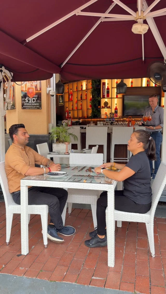 Let’s be honest... if you heard what her husband did, wouldn’t you want the full story too?! 
.
#KitchenComedy #FunnyVideo #Viralvideos #RestaurantLife #RestaurantContent